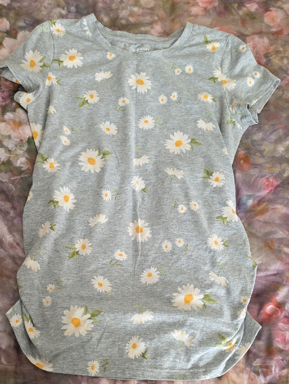 Old Navy Maternity T Shirt